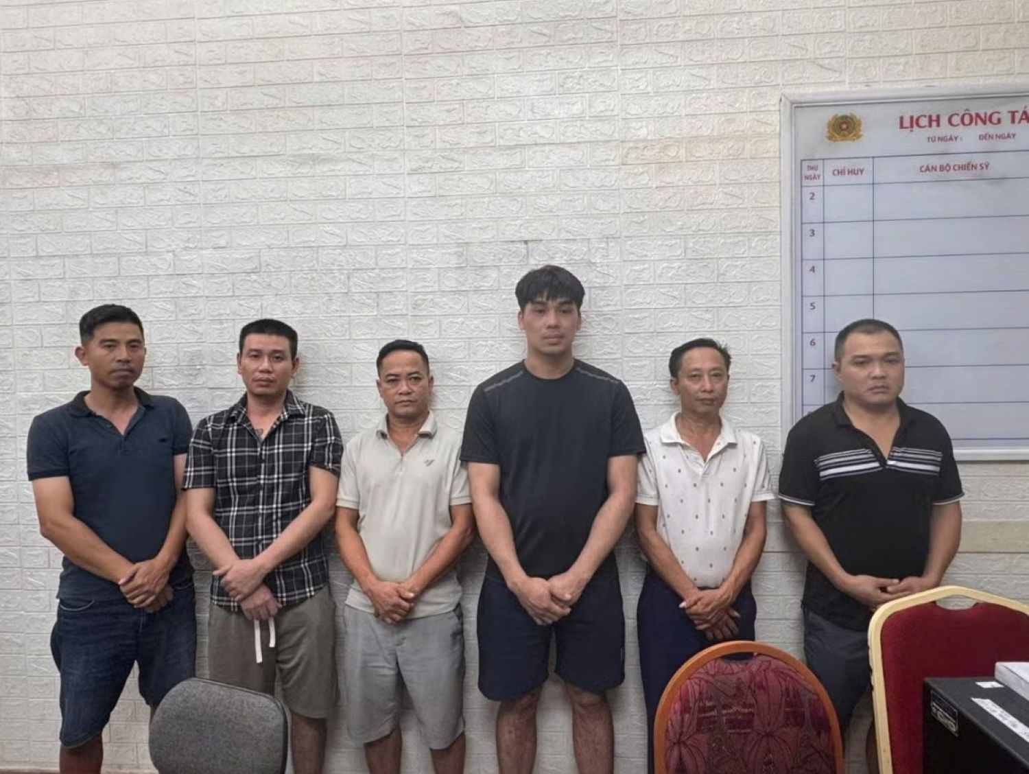 Triệt phá đường dây cá độ bóng đá hàng chục tỷ đồng
